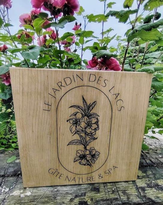Le Jardin Des Lacs Gite Nature Et Spa Ardres Exteriör bild